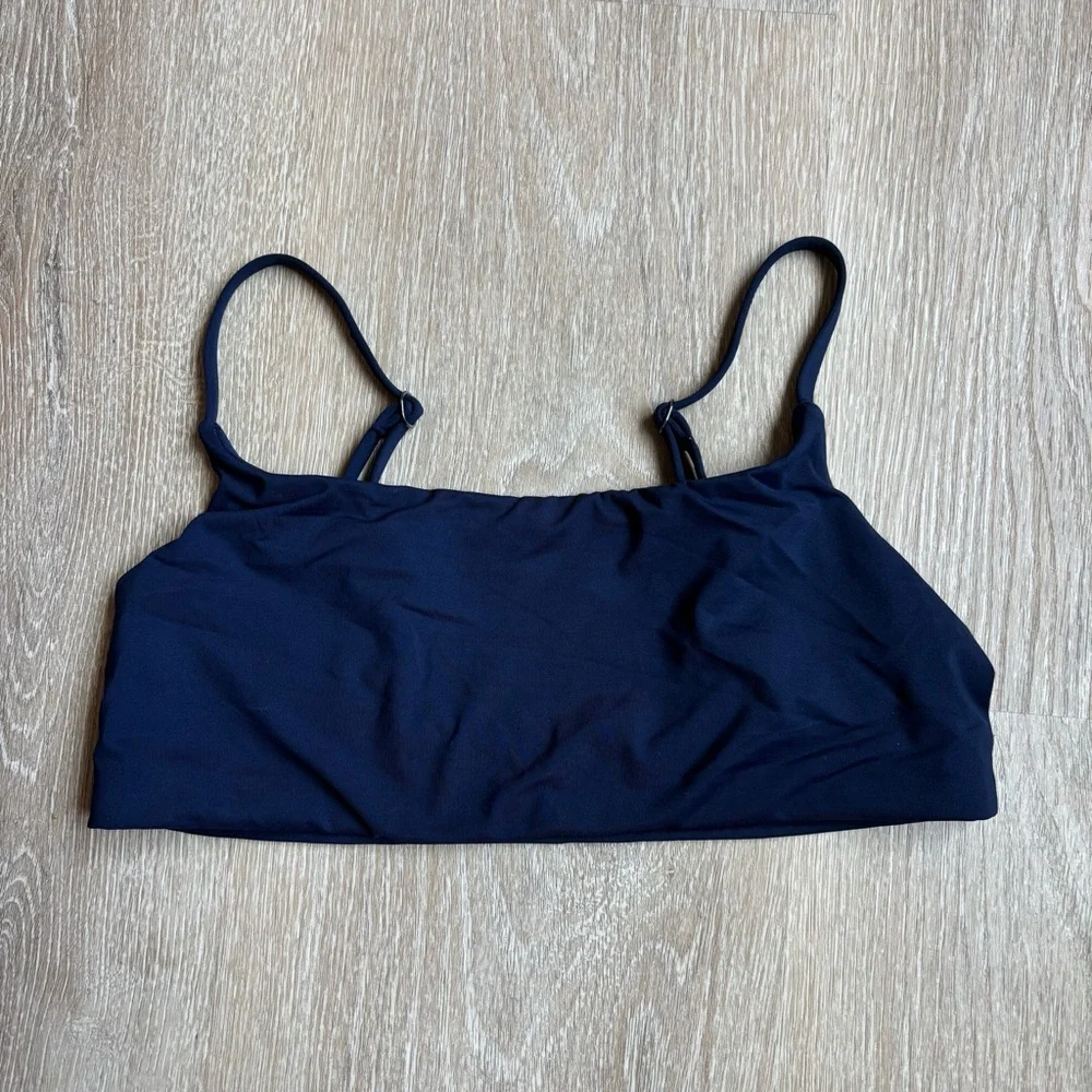 Athleta Vitaform Bralette - Picture 3 of 7